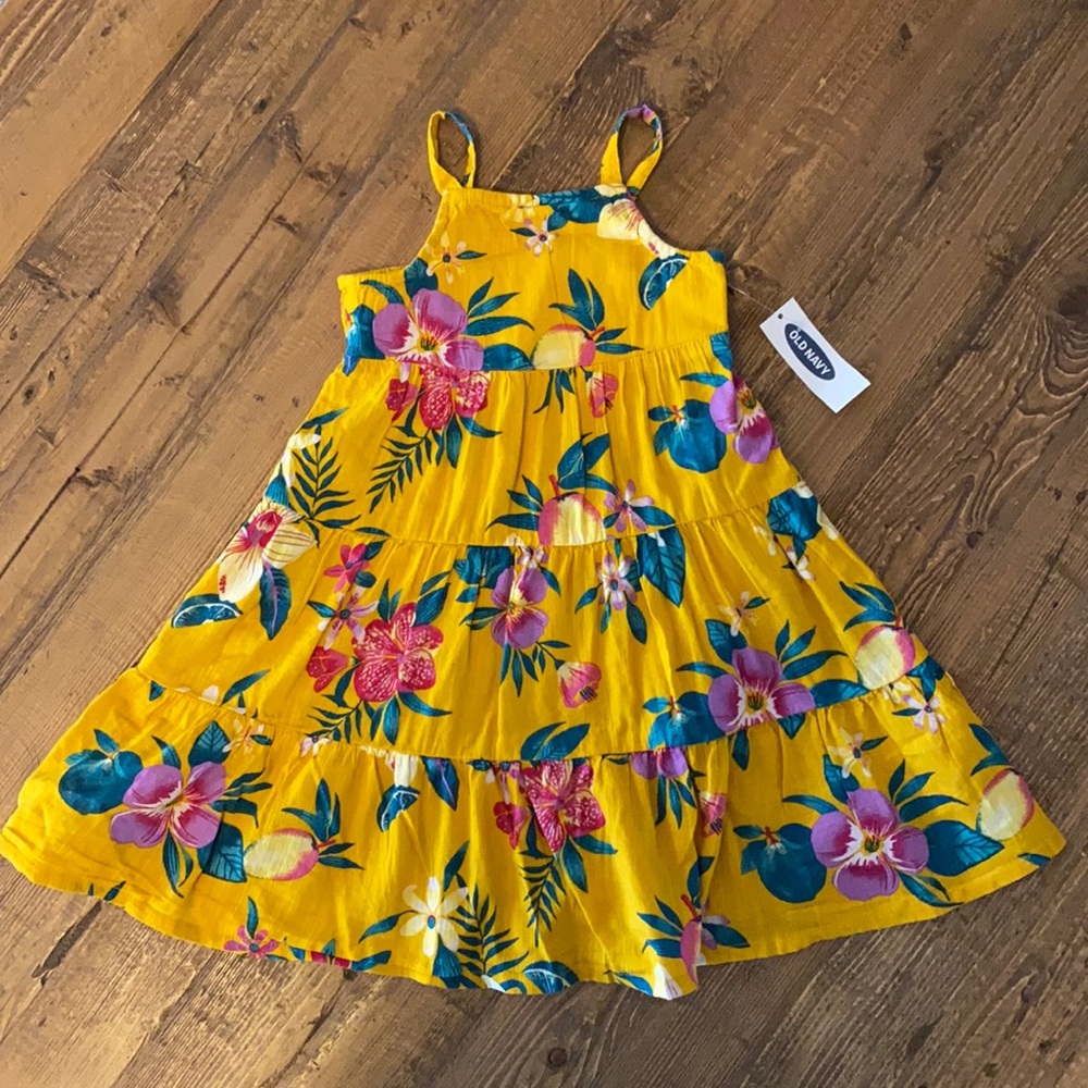 NWT Old Navy maxi dress size 12-18 months
